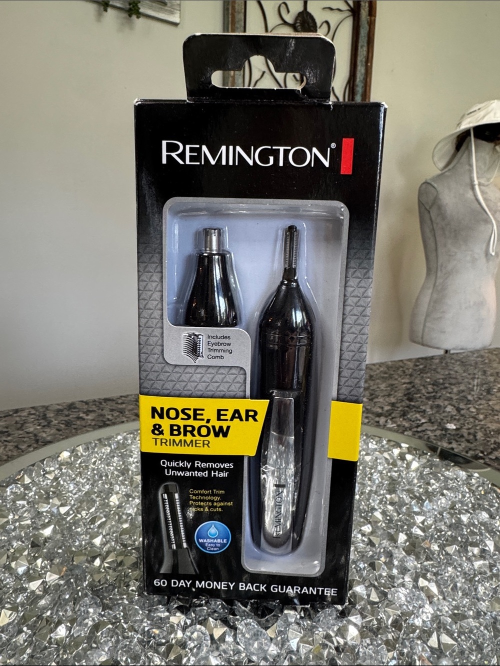 Remington Black and Yellow Nose, Ear & Brow Trimmer Kit NEW